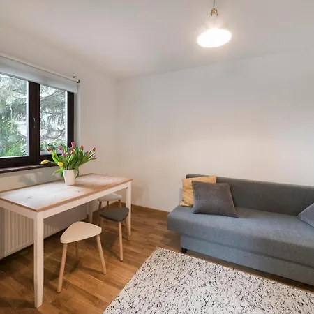 Victus Apartamenty, Abrahama