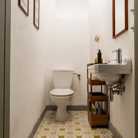 Victus Apartamenty, Abrahama