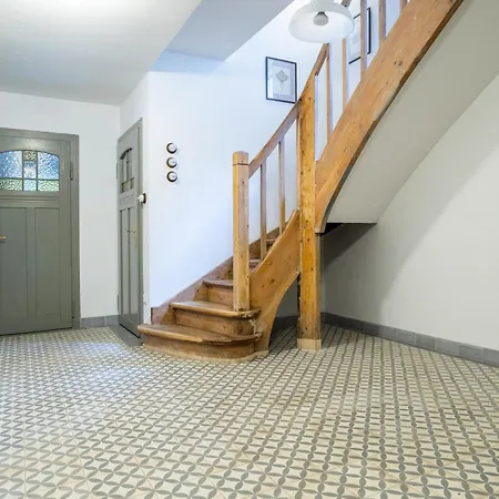 Victus Apartamenty, Abrahama