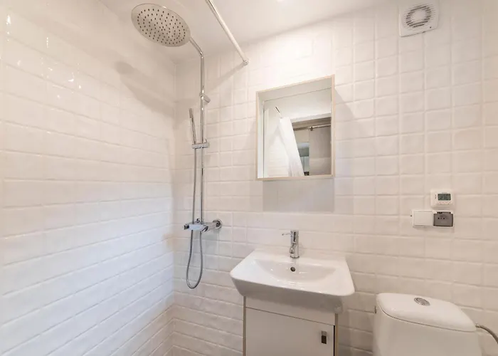 Victus Apartamenty, Abrahama Apartment