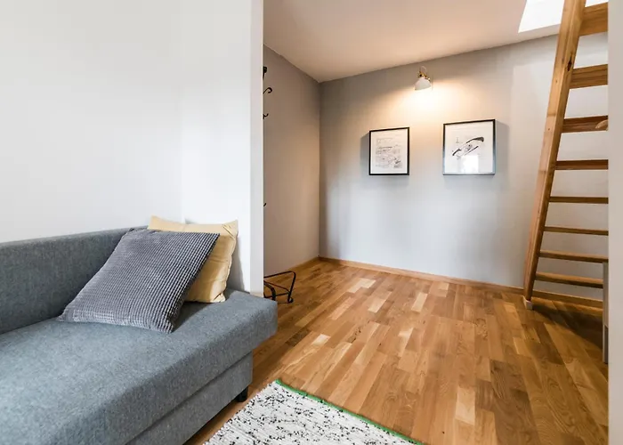 Victus Apartamenty, Abrahama *